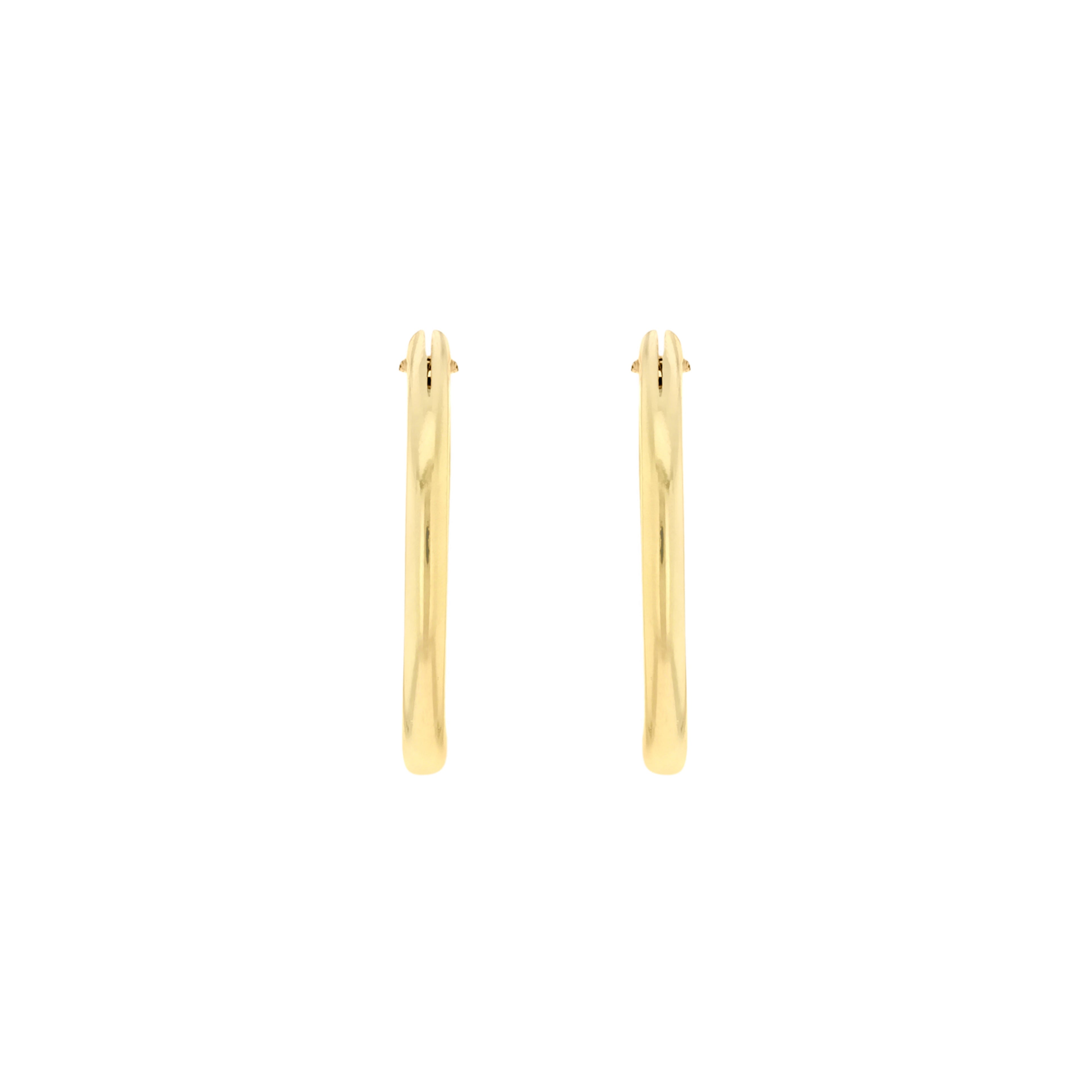 9ct Yellow Gold 18mm Plain Sleeper Hoop Earrings image 2